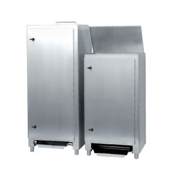 Урна для отходов с педалью и передней дверцей NWBR